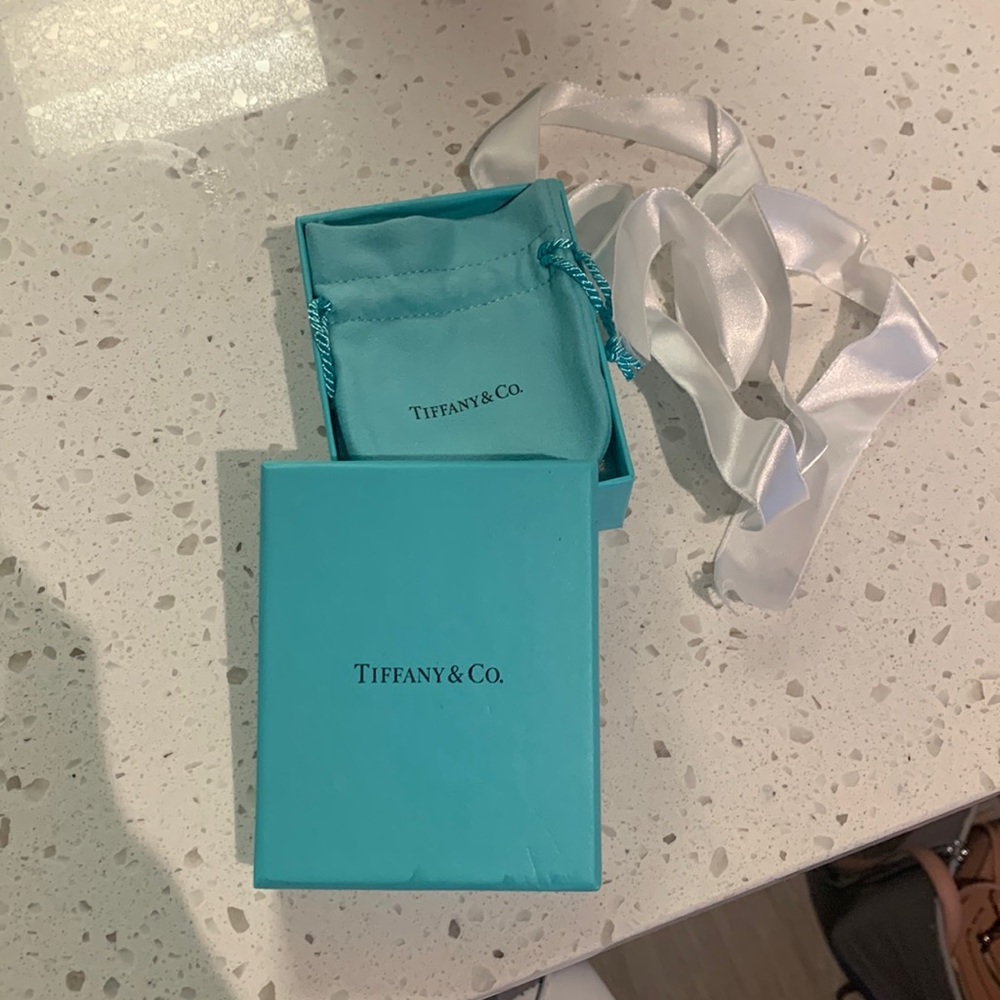 Tiffany box with dust bag